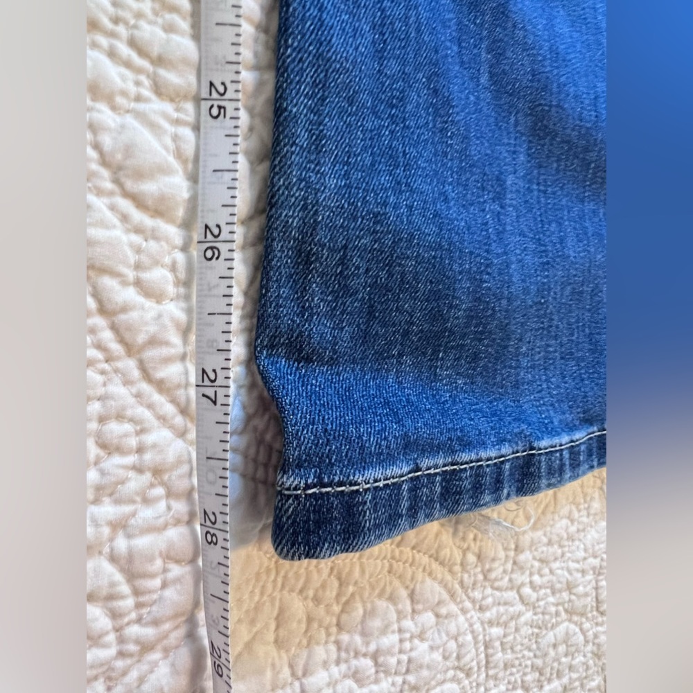 JOE’s Jeans. Size 28 Provocateur jeans. Boot cut. Slightly frayed hems. - Picture 7 of 12